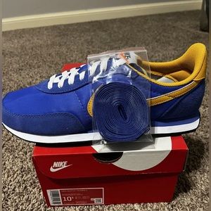NWT BRAND NEW NIKE MEN’S WAFFLE TRAINER 2 BLUE YELLOW LOS ANGELES RAMS